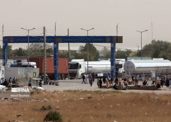 عضو کمیسیون برنامه و بودجه ایران، سرمایه‌گذاران خراسان‌افغانستان باز می‌گردند