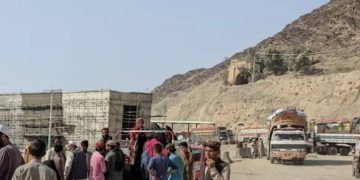 فرصت‌ها و چالش‌های مسیرهای جایگزین تجاری خراسان‌افغانستان با بسته بودن بنادر پاکستان