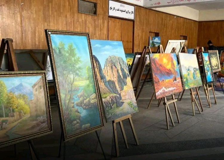 نمایشگاه چهار روزه «هفت قلم» در مزارشریف افتتاح شد