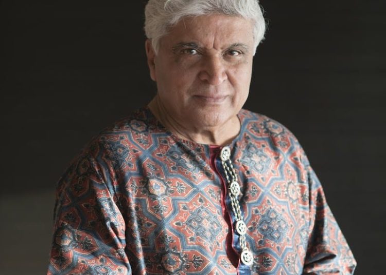 شاعر هندی: طالبان وحشی و بی‌فرهنگ نباید از سوی ما هیچ اعتبار و احترام کسب کنند