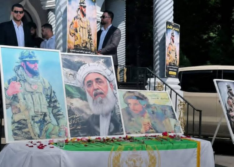 نماز جنازه غیابی حسیب پنجشیری در سه ایالت آمریکا برگزار شد