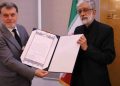 فرستاده ترکیه عضویت افتخاری فرهنگستان زبان و ادب پارسی ایران را گرفت