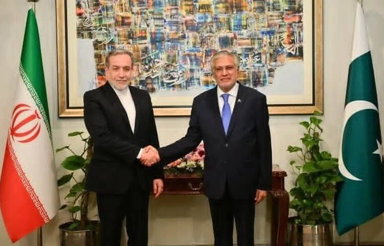 پاکستان خواستار تداوم انتقال نیرو از تنگه هرمز شد