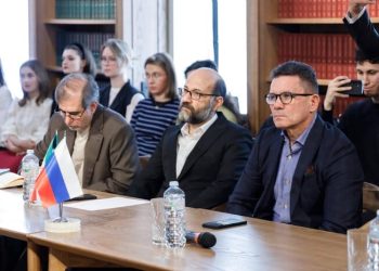 آیین بزرگداشت، نظامی گنجوی،  مسکوربرگزار