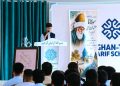 شماری از دانش آموزان ۸۱۹مین زادروز مولانا را در هرات گرامی‌داشتند