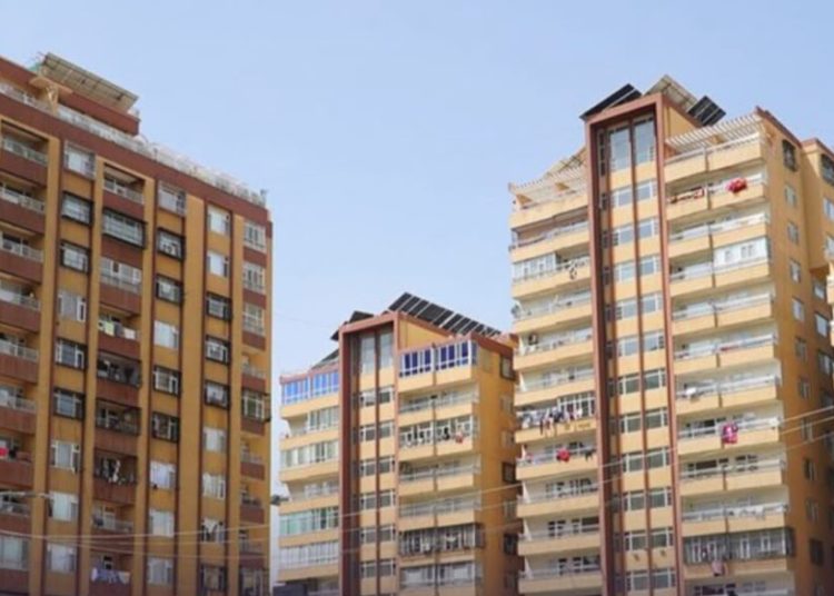 گروه ط-البان از باشندگان «شهرک عمر گلستان» در کابل کرایه درخواست دارند
